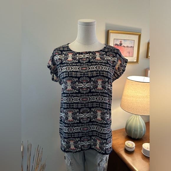 Pink Republic Cap Sleeve Casual Blouse - Picture 4 of 6